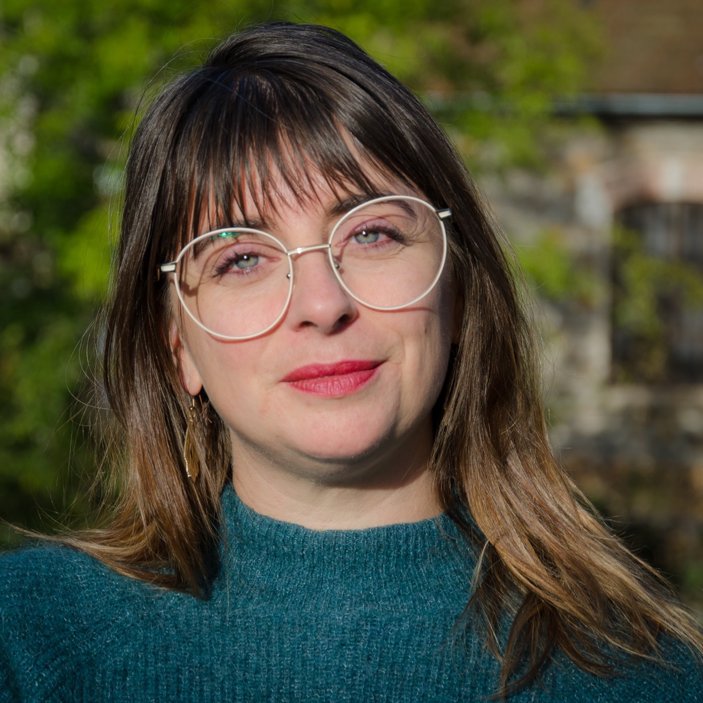 Portrait de Claire de Cambourg, psychopraticienne ACP